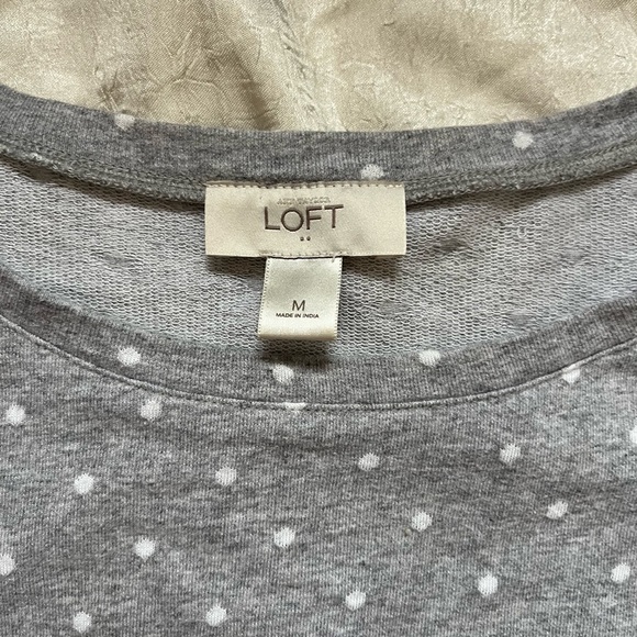 LOFT Gray and White Long Sleeve Tee EUC - Picture 4 of 4